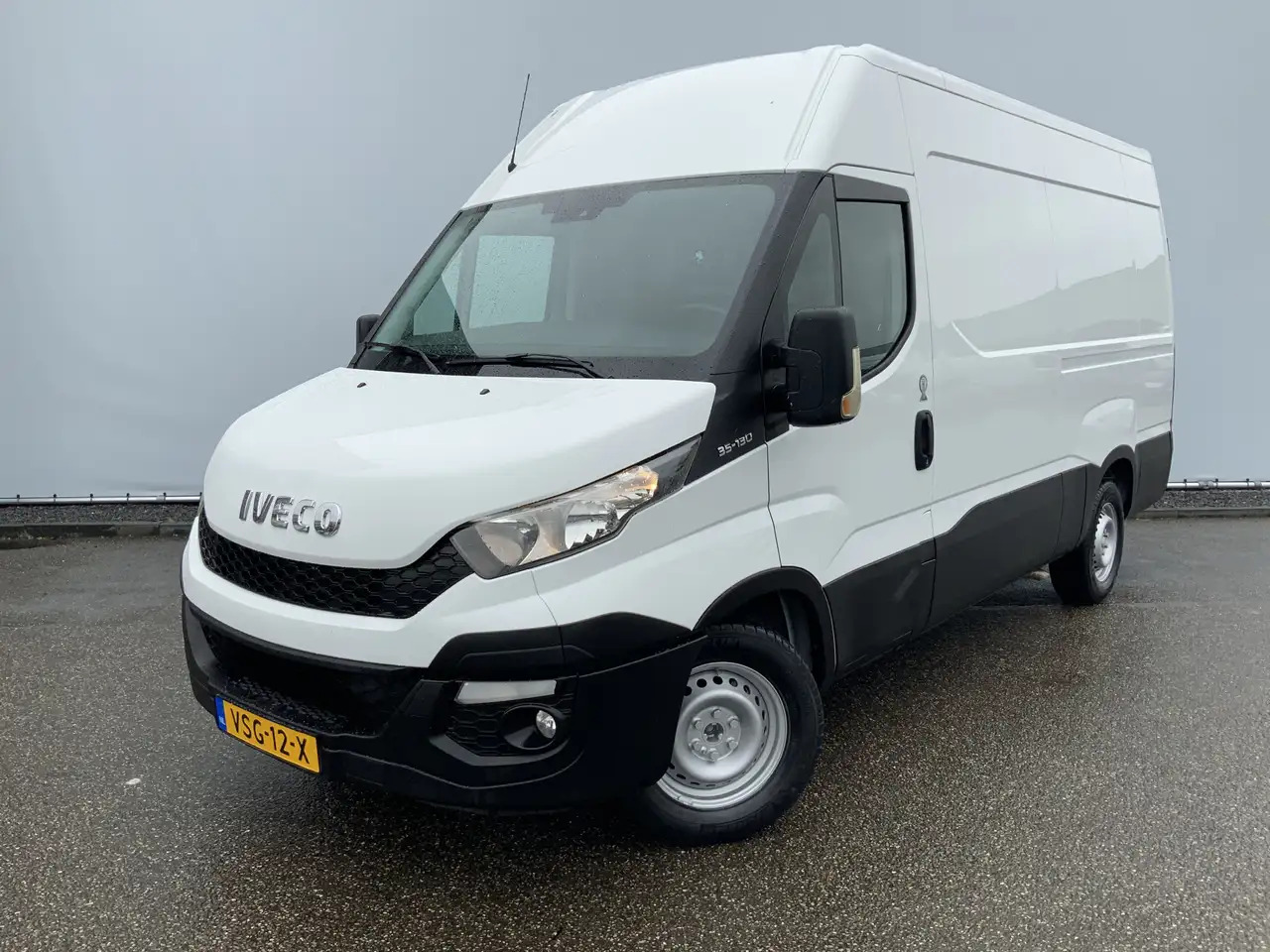 Iveco Daily 35S13V 2.3 352 H2 L3 Airco 3 Zits Opstap Euro 5 - Βαν: φωτογραφία 1 Iveco Daily 35S13V 2.3 352 H2 L3 Airco 3 Zits Opstap Euro 5 - Βαν: φωτογραφία 1