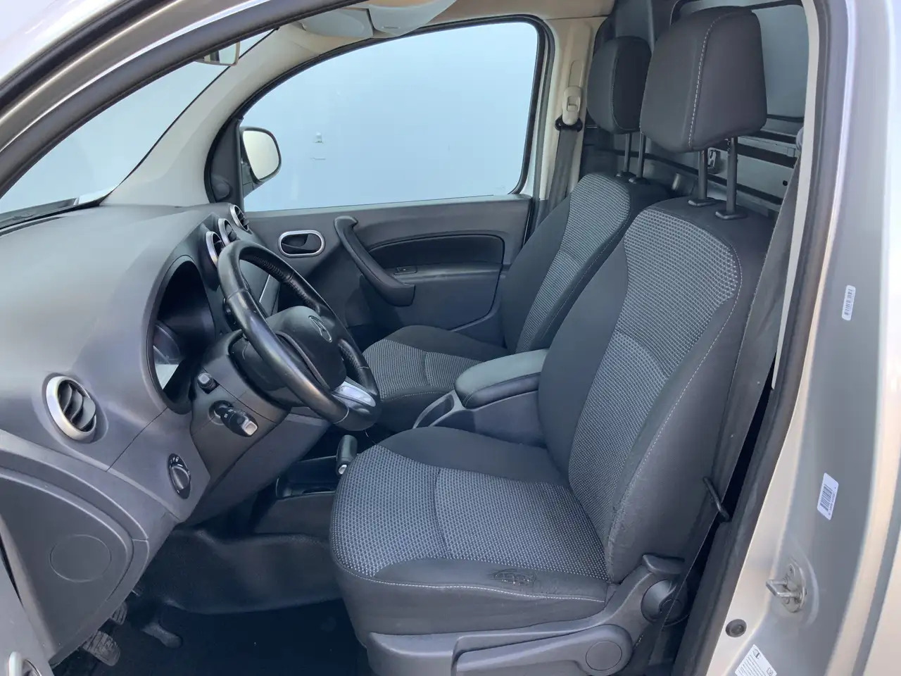 Mercedes-Benz Citan 109 CDI BlueEFFICIENCY Airco Cruise Euro 5 - Μικρό βαν: φωτογραφία 4 Mercedes-Benz Citan 109 CDI BlueEFFICIENCY Airco Cruise Euro 5 - Μικρό βαν: φωτογραφία 4