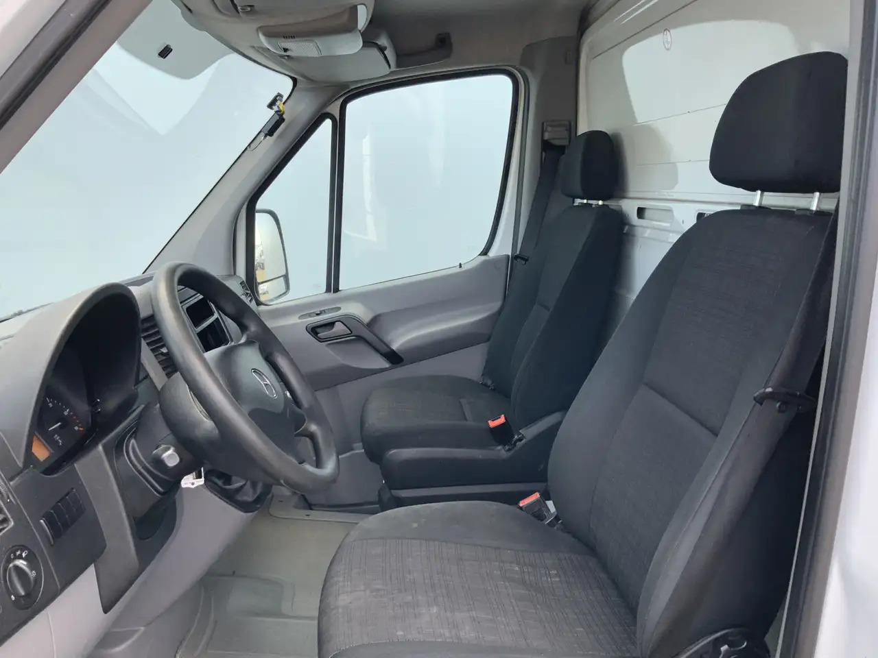 Mercedes-Benz Sprinter 311 2.2 CDI 366 ijsAuto - 40 C. Deuren 10 Euro 6 - Επαγγελματικό αυτοκίνητο ψυγείο: φωτογραφία 4 Mercedes-Benz Sprinter 311 2.2 CDI 366 ijsAuto - 40 C. Deuren 10 Euro 6 - Επαγγελματικό αυτοκίνητο ψυγείο: φωτογραφία 4