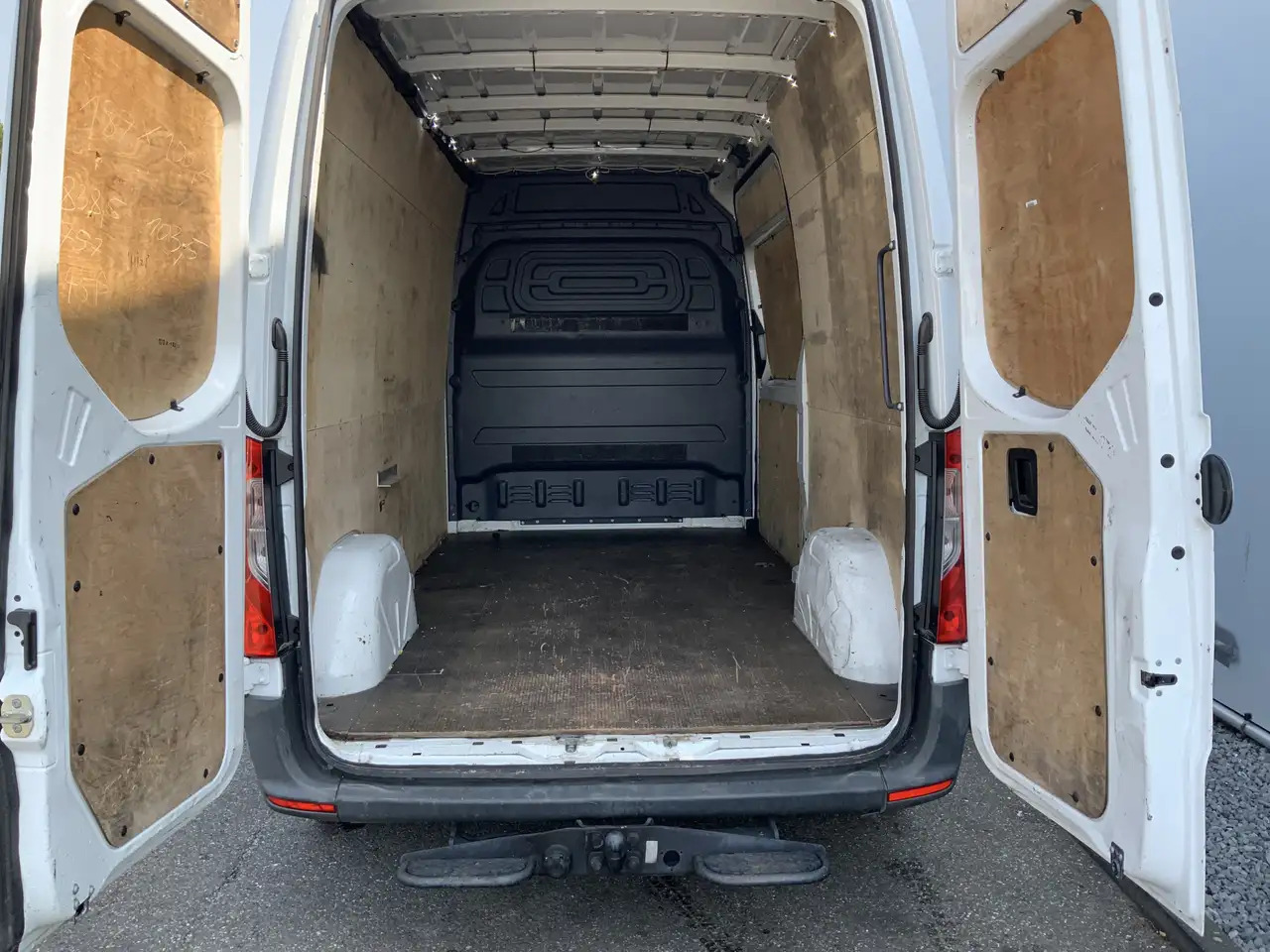 Mercedes-Benz Sprinter 311 2.2 CDI L2H2 Automaat Airco 3 Zits 2000 kg Sid - Βαν: φωτογραφία 5 Mercedes-Benz Sprinter 311 2.2 CDI L2H2 Automaat Airco 3 Zits 2000 kg Sid - Βαν: φωτογραφία 5