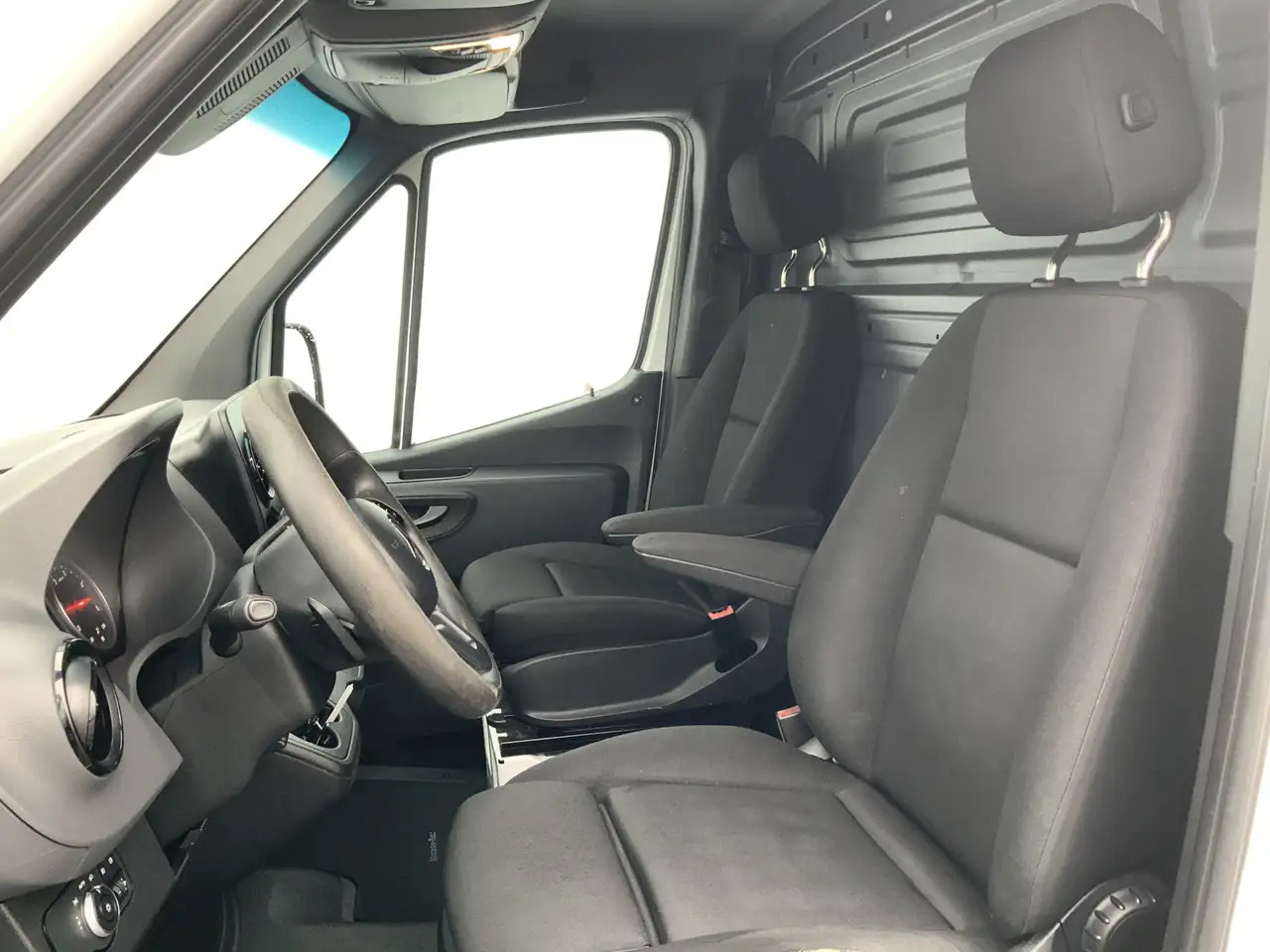 Mercedes-Benz Sprinter 314 2.2 CDI L1H1 Airco Cruise Navi Trekhaak 2000 k - Βαν: φωτογραφία 4 Mercedes-Benz Sprinter 314 2.2 CDI L1H1 Airco Cruise Navi Trekhaak 2000 k - Βαν: φωτογραφία 4