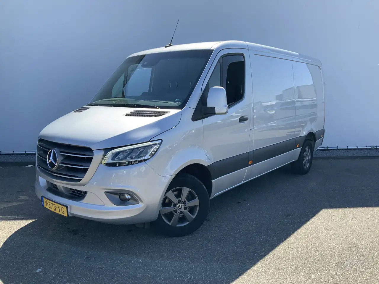 Mercedes-Benz Sprinter 314 2.2 CDI L2H1 Automaat Airco Cruise Aluvelg IMB - Βαν: φωτογραφία 1 Mercedes-Benz Sprinter 314 2.2 CDI L2H1 Automaat Airco Cruise Aluvelg IMB - Βαν: φωτογραφία 1