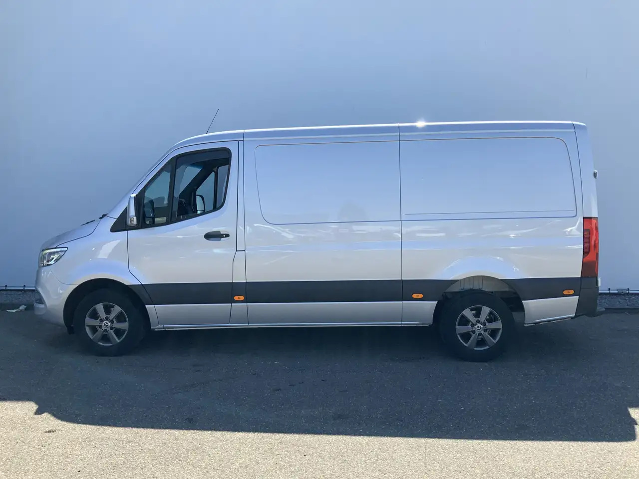 Mercedes-Benz Sprinter 314 2.2 CDI L2H1 Automaat Airco Cruise Aluvelg IMB - Βαν: φωτογραφία 3 Mercedes-Benz Sprinter 314 2.2 CDI L2H1 Automaat Airco Cruise Aluvelg IMB - Βαν: φωτογραφία 3
