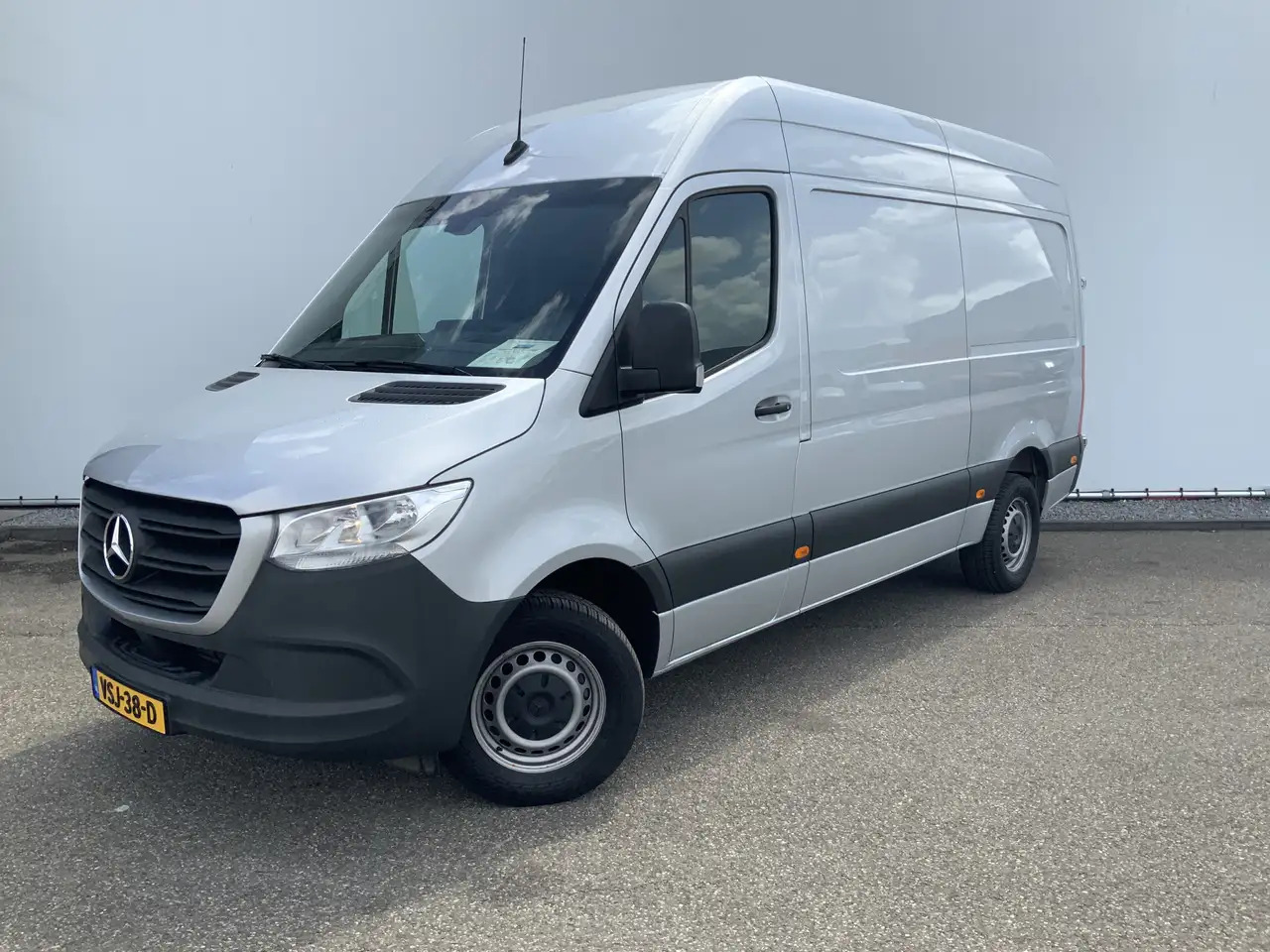 Mercedes-Benz Sprinter 315 1.9 CDI L2H2 Automaat 3 Zits Airco Navi Camera - Βαν: φωτογραφία 1 Mercedes-Benz Sprinter 315 1.9 CDI L2H2 Automaat 3 Zits Airco Navi Camera - Βαν: φωτογραφία 1
