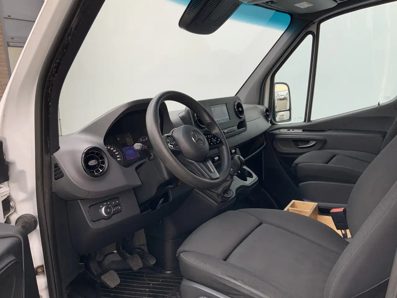 Mercedes-Benz Sprinter 316 2.2 CDI L2H2 Airco Cruise Camera Navi Trekhaak - Βαν: φωτογραφία 4 Mercedes-Benz Sprinter 316 2.2 CDI L2H2 Airco Cruise Camera Navi Trekhaak - Βαν: φωτογραφία 4