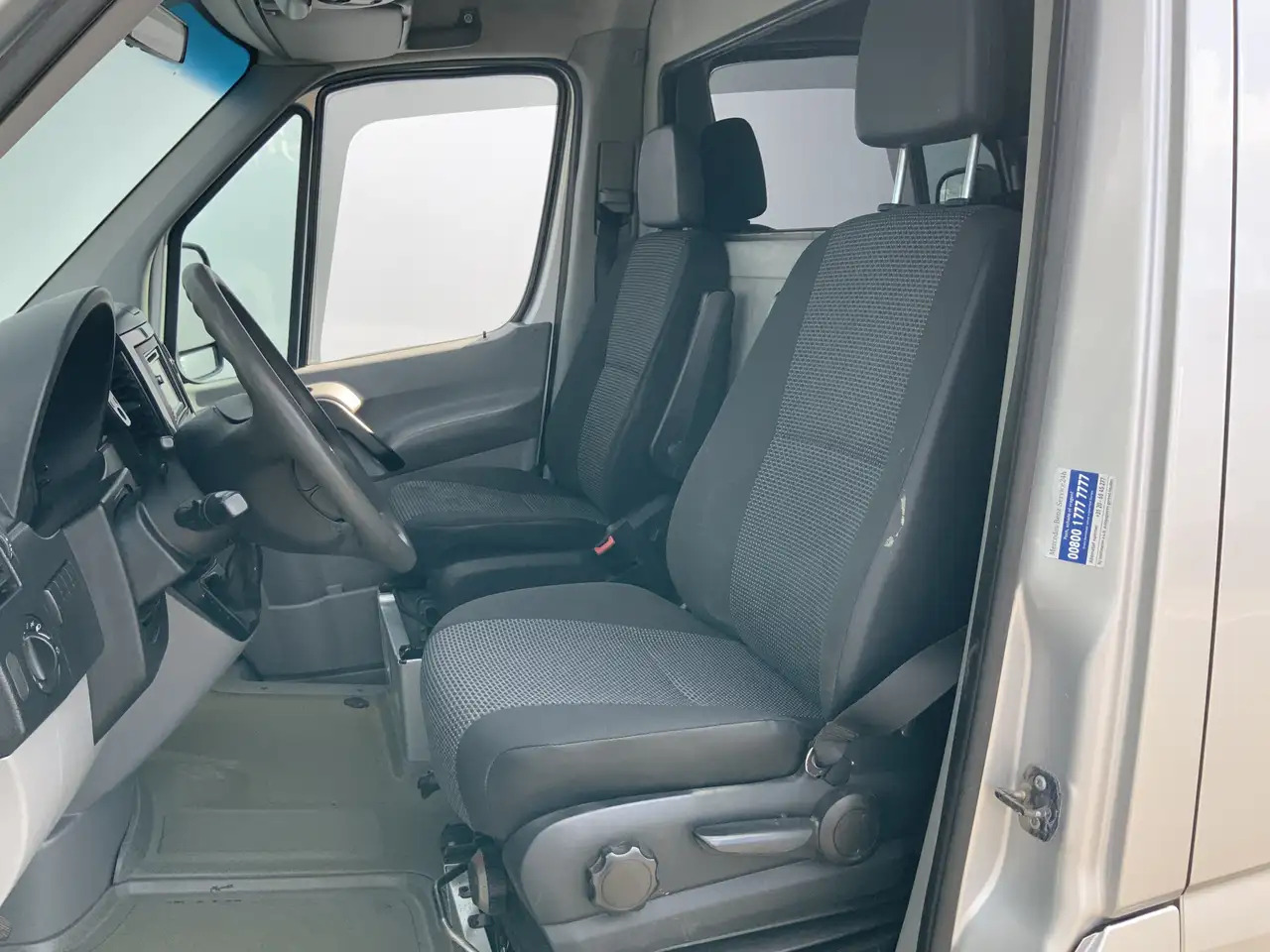 Mercedes-Benz Sprinter 318 3.0 CDI 366 L2 H2 Automaat Airco Cruise Camera - Βαν: φωτογραφία 4 Mercedes-Benz Sprinter 318 3.0 CDI 366 L2 H2 Automaat Airco Cruise Camera - Βαν: φωτογραφία 4