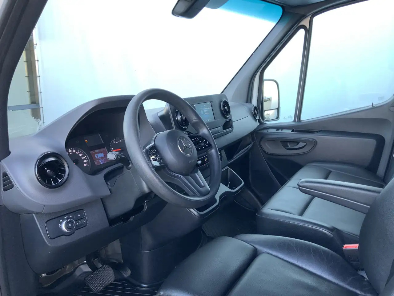Mercedes-Benz Sprinter 319 3.0 CDI L2H2 Automaat Airco Navi Cruise Leer 3 - Άλλα μηχανήματα: φωτογραφία 5 Mercedes-Benz Sprinter 319 3.0 CDI L2H2 Automaat Airco Navi Cruise Leer 3 - Άλλα μηχανήματα: φωτογραφία 5
