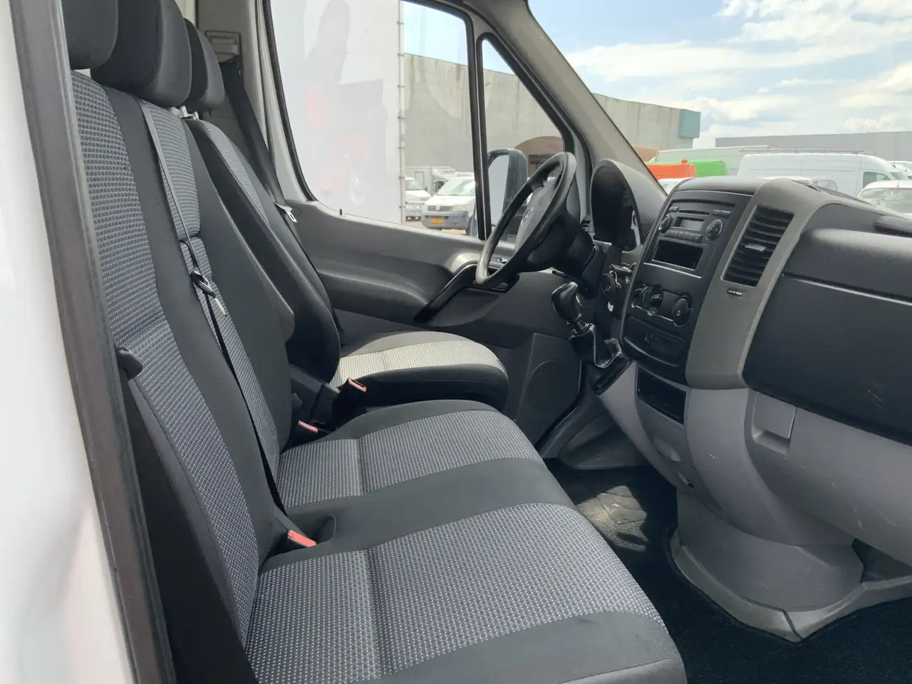 Μικρό φορτηγό με καρότσα Mercedes-Benz Sprinter 513 2.2 CDI 432 Pick Up 3 Zits Cruise Euro 5 Bakma: φωτογραφία 18 Μικρό φορτηγό με καρότσα Mercedes-Benz Sprinter 513 2.2 CDI 432 Pick Up 3 Zits Cruise Euro 5 Bakma: φωτογραφία 18