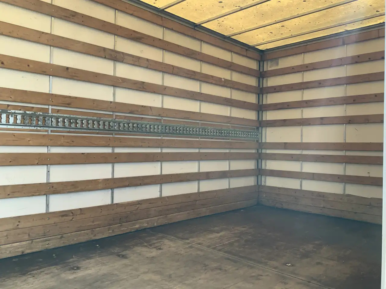 Mercedes-Benz Sprinter 519 3.0 CDI 432LAutomaat 6 Cilinder Meubelbak&Lift - Επαγγελματικό αυτοκίνητο κόφα: φωτογραφία 4 Mercedes-Benz Sprinter 519 3.0 CDI 432LAutomaat 6 Cilinder Meubelbak&Lift - Επαγγελματικό αυτοκίνητο κόφα: φωτογραφία 4