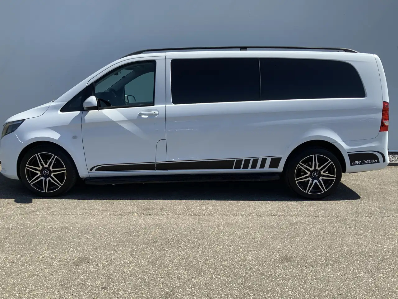 Mercedes-Benz Vito Tourer XL 114 CDI Autom. Airco Cruise Camera Alu V - Βαν: φωτογραφία 3 Mercedes-Benz Vito Tourer XL 114 CDI Autom. Airco Cruise Camera Alu V - Βαν: φωτογραφία 3