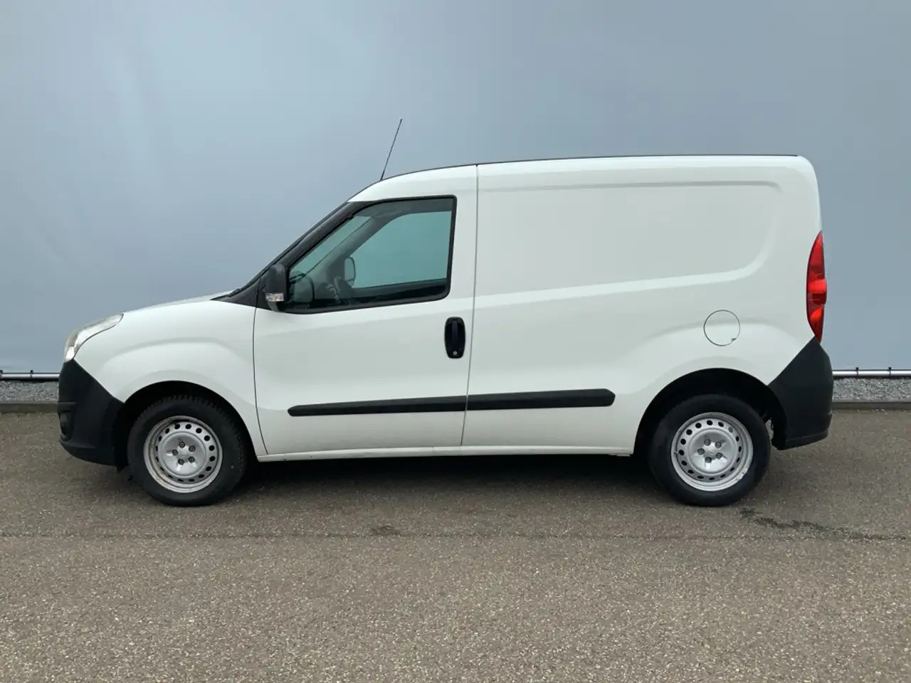 Opel Combo 1.3 CDTi L1H1 ecoFLEX Selection Airco Trekhaak 100 - Μικρό βαν: φωτογραφία 4 Opel Combo 1.3 CDTi L1H1 ecoFLEX Selection Airco Trekhaak 100 - Μικρό βαν: φωτογραφία 4