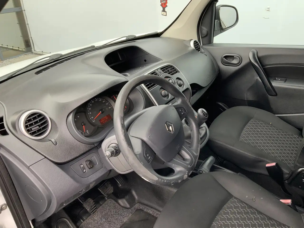 Renault Kangoo Express 1.5 dCi 90 Express Maxi Comfort Airco Crui - Βαν: φωτογραφία 5 Renault Kangoo Express 1.5 dCi 90 Express Maxi Comfort Airco Crui - Βαν: φωτογραφία 5
