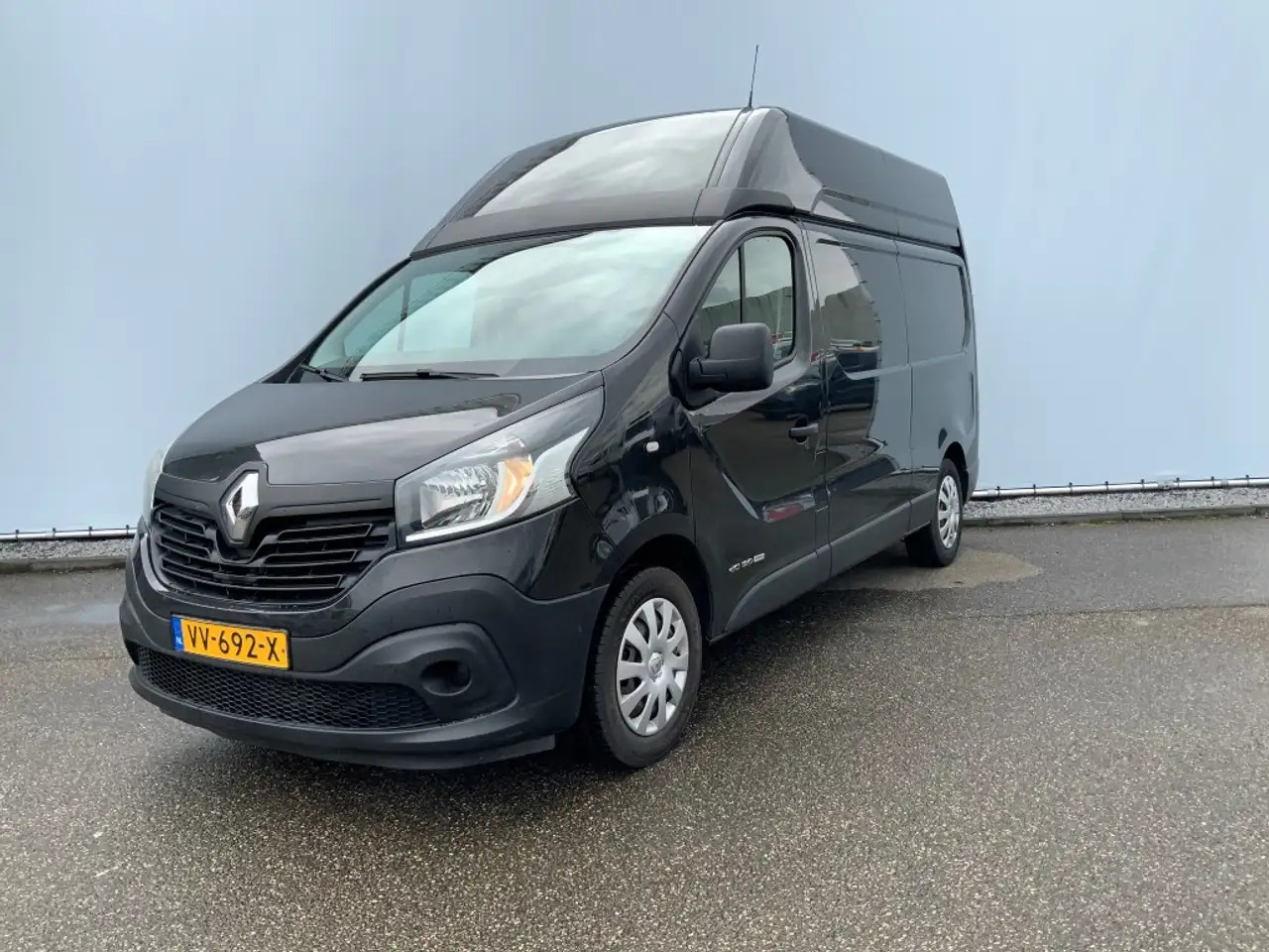 Renault Trafic 1.6 dCi T29 L2H2 Comfort Energy Airco Cruise 3 Zit - Βαν: φωτογραφία 1 Renault Trafic 1.6 dCi T29 L2H2 Comfort Energy Airco Cruise 3 Zit - Βαν: φωτογραφία 1