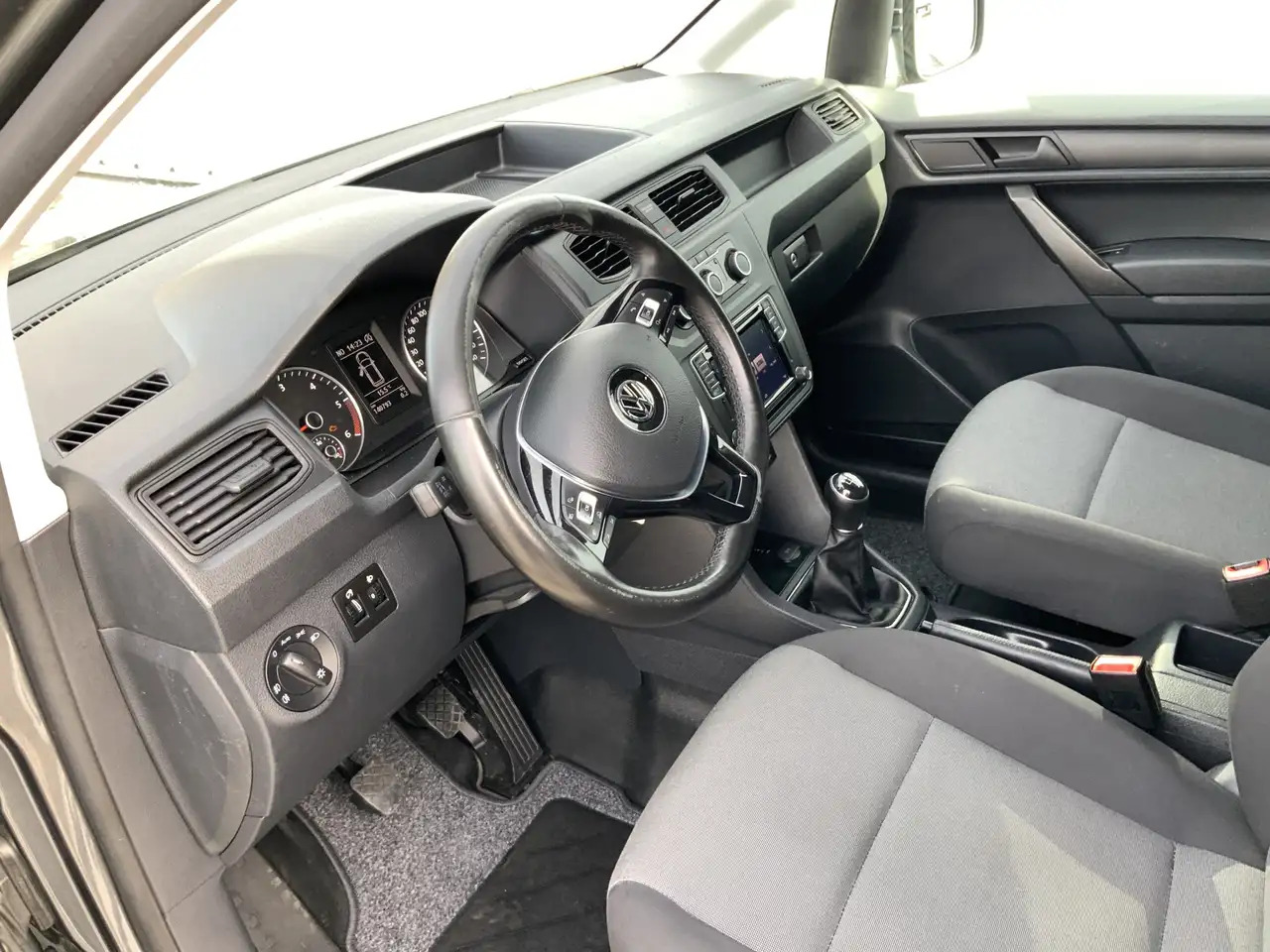 Volkswagen Caddy 2.0 TDI L2H1 BMT Maxi Exclusive Edtion Airco Navi - Βαν: φωτογραφία 5 Volkswagen Caddy 2.0 TDI L2H1 BMT Maxi Exclusive Edtion Airco Navi - Βαν: φωτογραφία 5