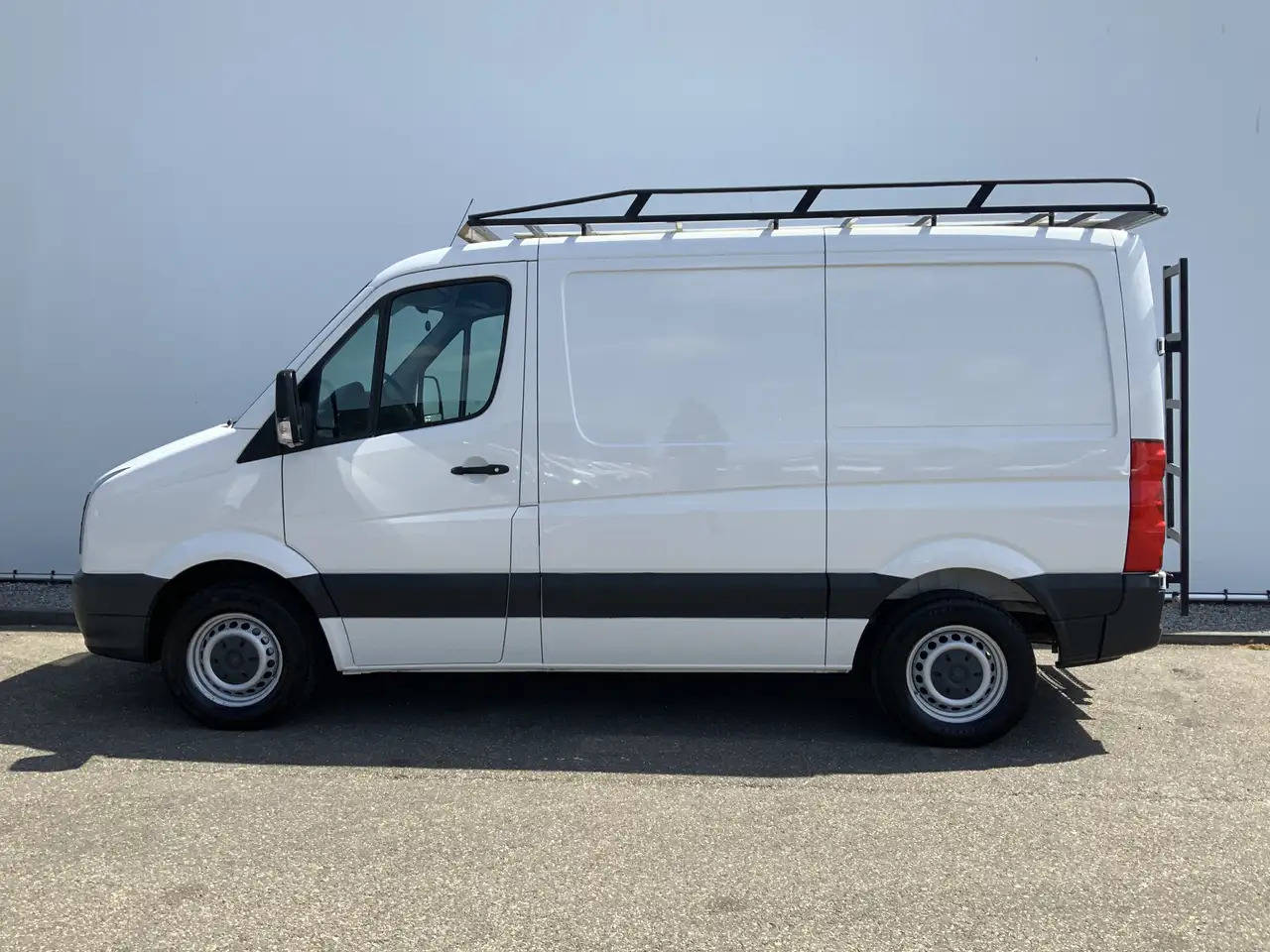 Volkswagen Crafter 35 2.0 TDI L1H1 Airco Cruise 3 Zits Trekhaak 2000 - Βαν: φωτογραφία 3 Volkswagen Crafter 35 2.0 TDI L1H1 Airco Cruise 3 Zits Trekhaak 2000 - Βαν: φωτογραφία 3