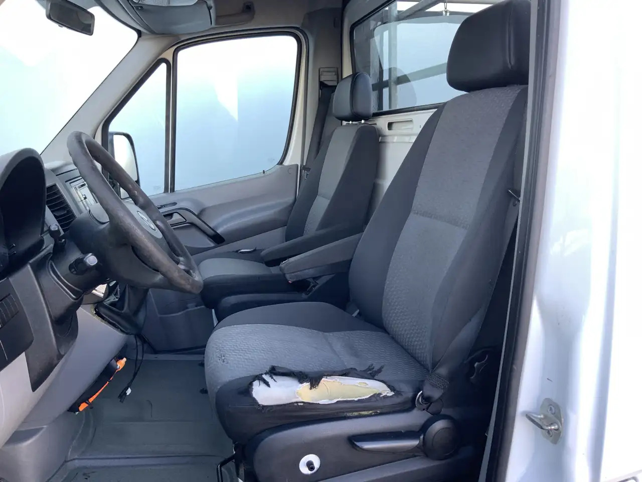 Volkswagen Crafter 50 2.0 TDI L2H1Pick Up Airco Cruise Trekhaak 3500 - Μικρό φορτηγό με καρότσα: φωτογραφία 4 Volkswagen Crafter 50 2.0 TDI L2H1Pick Up Airco Cruise Trekhaak 3500 - Μικρό φορτηγό με καρότσα: φωτογραφία 4