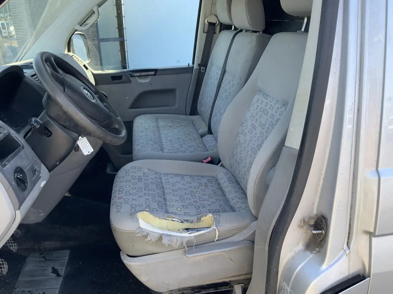 Volkswagen T5 Transporter 1.9 TDI 340 MHD (Versnellingsbak Defekt !!)Airco 3 - Βαν: φωτογραφία 2 Volkswagen T5 Transporter 1.9 TDI 340 MHD (Versnellingsbak Defekt !!)Airco 3 - Βαν: φωτογραφία 2