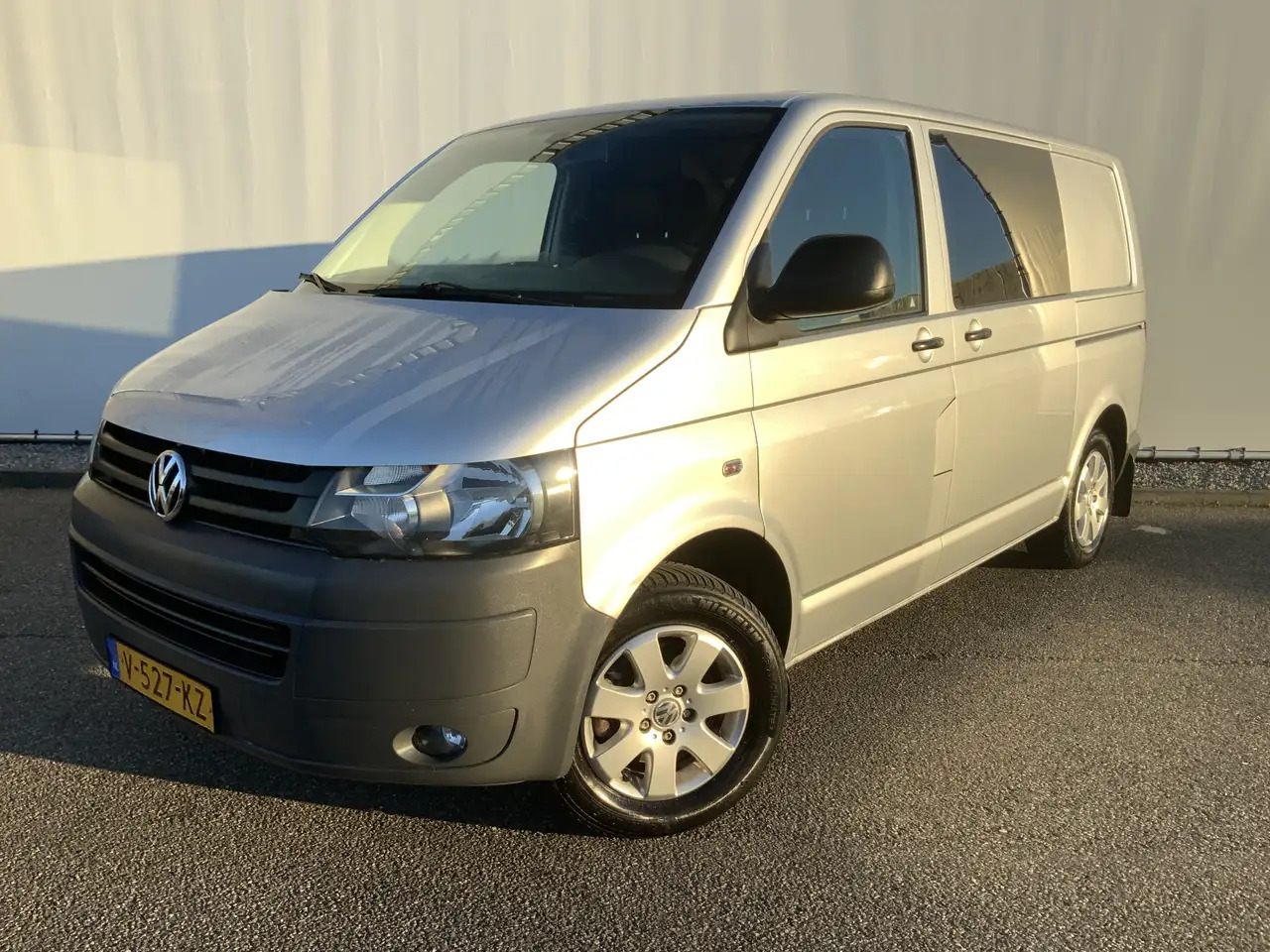 Volkswagen T5 Transporter 2.0 L1H2 Benzine Airco Navi Dub Schuifdeuren Leer - Βαν: φωτογραφία 1 Volkswagen T5 Transporter 2.0 L1H2 Benzine Airco Navi Dub Schuifdeuren Leer - Βαν: φωτογραφία 1