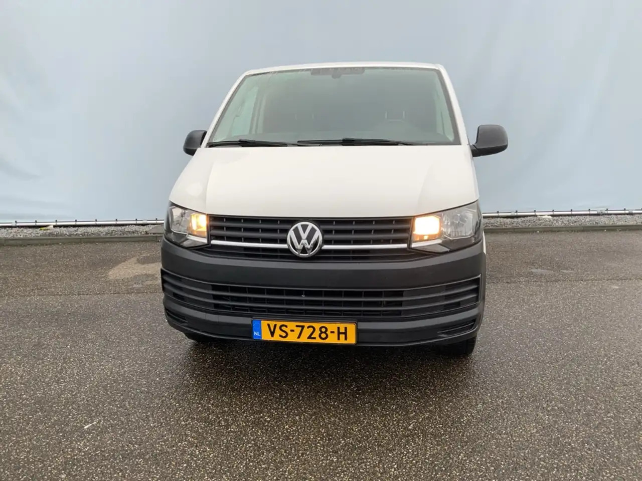 Volkswagen T6 Transporter 2.0 TDI L1H1 Comfortline Airco Navi Trekhaak 2200 - Βαν: φωτογραφία 2 Volkswagen T6 Transporter 2.0 TDI L1H1 Comfortline Airco Navi Trekhaak 2200 - Βαν: φωτογραφία 2