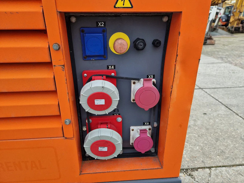 Atlas-Copco QAS150 met Leroy Somer generator - Βιομηχανική γεννήτρια: φωτογραφία 5 Atlas-Copco QAS150 met Leroy Somer generator - Βιομηχανική γεννήτρια: φωτογραφία 5