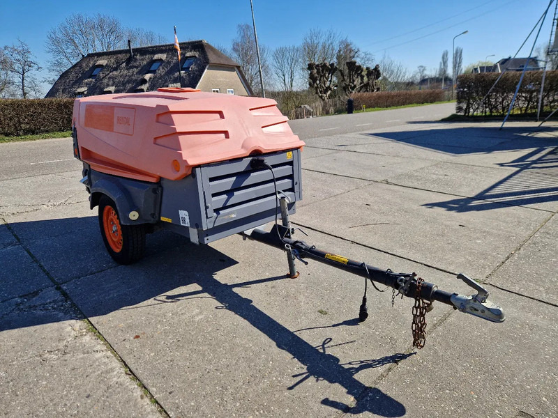 Atlas-Copco XAS57 in zeer nette staat - Αεροσυμπιεστής: φωτογραφία 2 Atlas-Copco XAS57 in zeer nette staat - Αεροσυμπιεστής: φωτογραφία 2