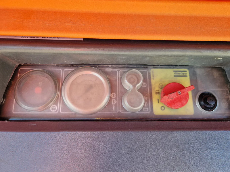 Atlas-Copco XAS57 - Αεροσυμπιεστής: φωτογραφία 4 Atlas-Copco XAS57 - Αεροσυμπιεστής: φωτογραφία 4