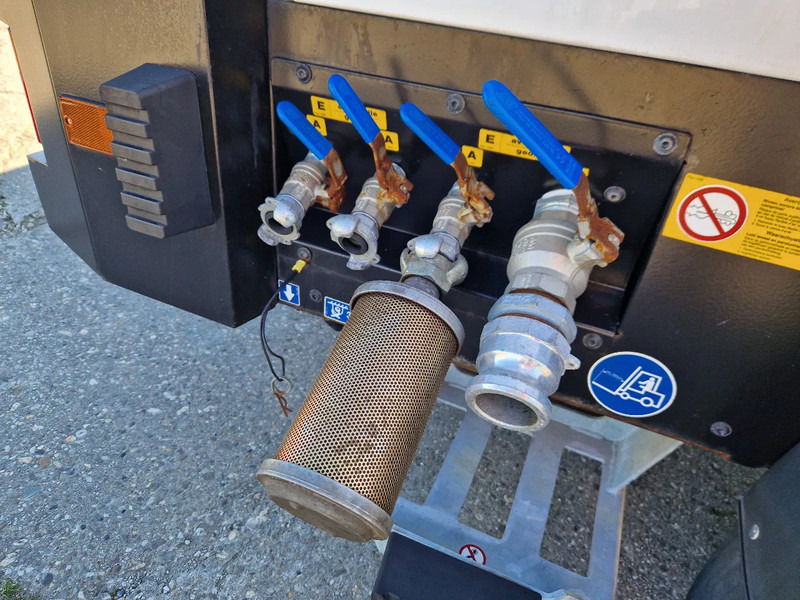 Kaeser M82 in zeer nette staat! - Αεροσυμπιεστής: φωτογραφία 4 Kaeser M82 in zeer nette staat! - Αεροσυμπιεστής: φωτογραφία 4