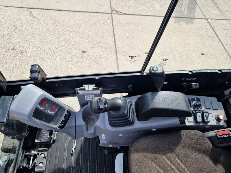 Μίνι εκσκαφέας Kubota KX019-4 met 1990 uur: φωτογραφία 10