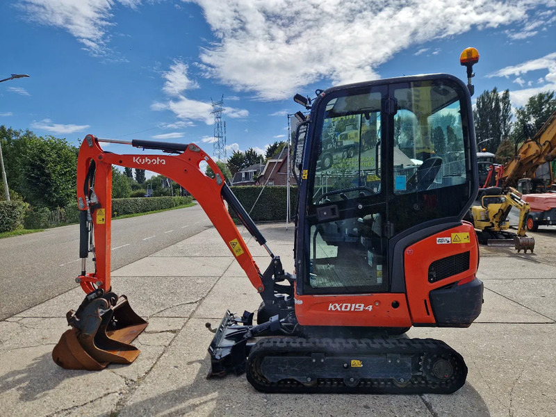 Kubota KX019-4 met 1990 uur - Μίνι εκσκαφέας: φωτογραφία 1 Kubota KX019-4 met 1990 uur - Μίνι εκσκαφέας: φωτογραφία 1