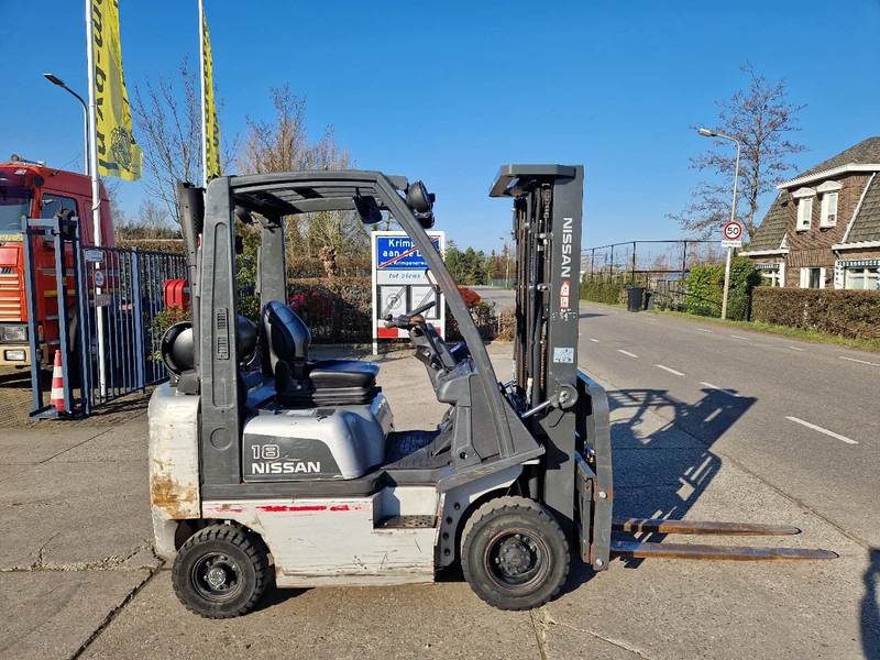 Nissan 1.8 ton LPG triplomast - Υγραεριοκίνητο περονοφόρο: φωτογραφία 2 Nissan 1.8 ton LPG triplomast - Υγραεριοκίνητο περονοφόρο: φωτογραφία 2