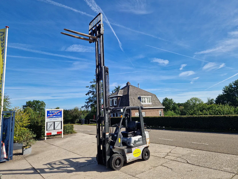 Nissan 1800 kg. LPG met keuring - Υγραεριοκίνητο περονοφόρο: φωτογραφία 2 Nissan 1800 kg. LPG met keuring - Υγραεριοκίνητο περονοφόρο: φωτογραφία 2