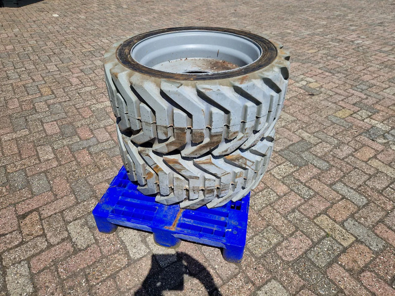 Νέα Ελαστικό Onbekend 3x nieuwe OUTRIGGER volgeschuimde hoogwerkerband met velg: φωτογραφία 1