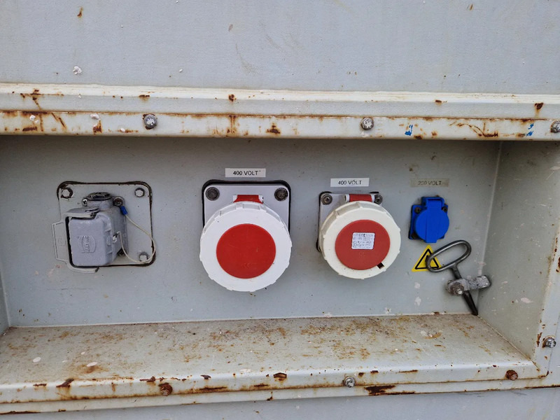 Onbekend geluidgedempt aggregaat met Stamford generator 72.5 kVA - Βιομηχανική γεννήτρια: φωτογραφία 5 Onbekend geluidgedempt aggregaat met Stamford generator 72.5 kVA - Βιομηχανική γεννήτρια: φωτογραφία 5