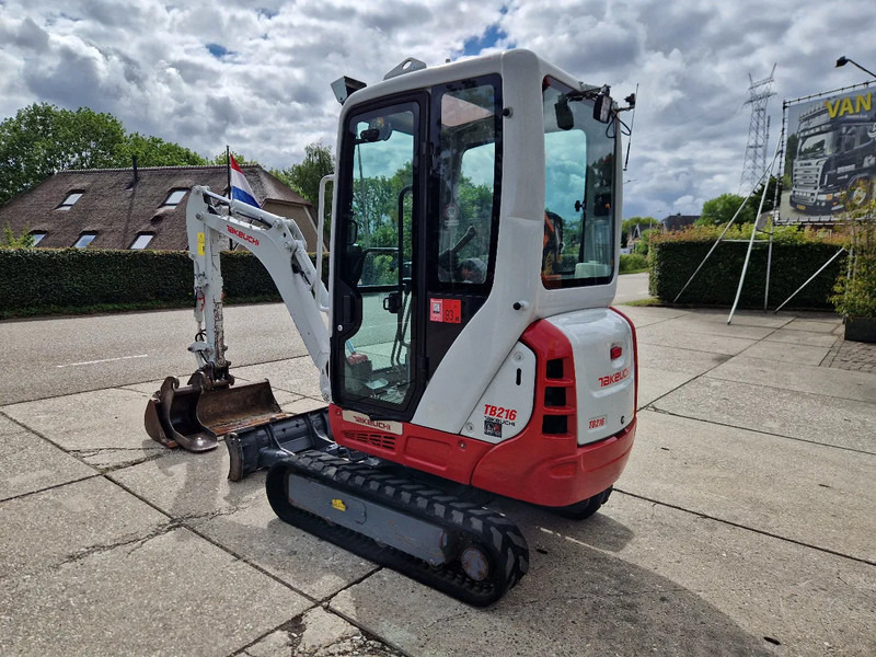 Takeuchi TB216 met 2089 uur - Μίνι εκσκαφέας: φωτογραφία 3 Takeuchi TB216 met 2089 uur - Μίνι εκσκαφέας: φωτογραφία 3