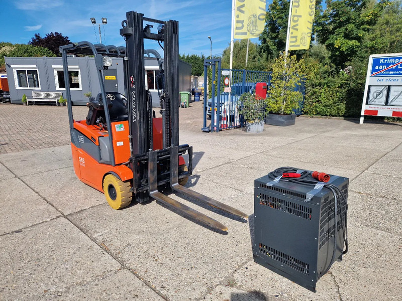 Toyota 1500 kg. elektrisch hefhoogte 5.00m. - Ηλεκτροκίνητο περονοφόρο: φωτογραφία 3 Toyota 1500 kg. elektrisch hefhoogte 5.00m. - Ηλεκτροκίνητο περονοφόρο: φωτογραφία 3