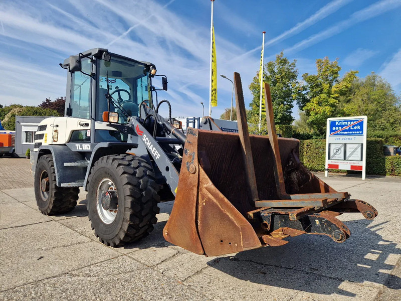 Yanmar / Terex TL80 in nette staat 2017 - Ελαστιχοφόρος φορτωτής: φωτογραφία 2 Yanmar / Terex TL80 in nette staat 2017 - Ελαστιχοφόρος φορτωτής: φωτογραφία 2