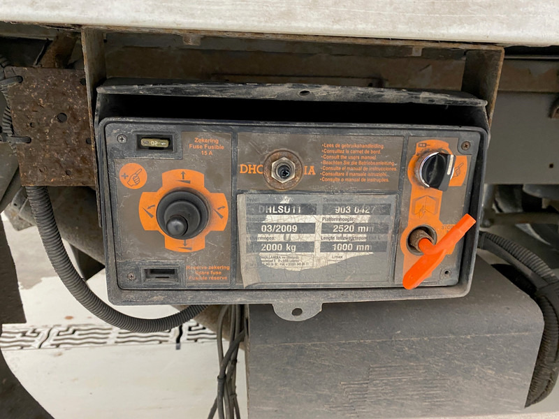 DAF CF75.250 - damaged engine* - Φορτηγό κόφα: φωτογραφία 4 DAF CF75.250 - damaged engine* - Φορτηγό κόφα: φωτογραφία 4