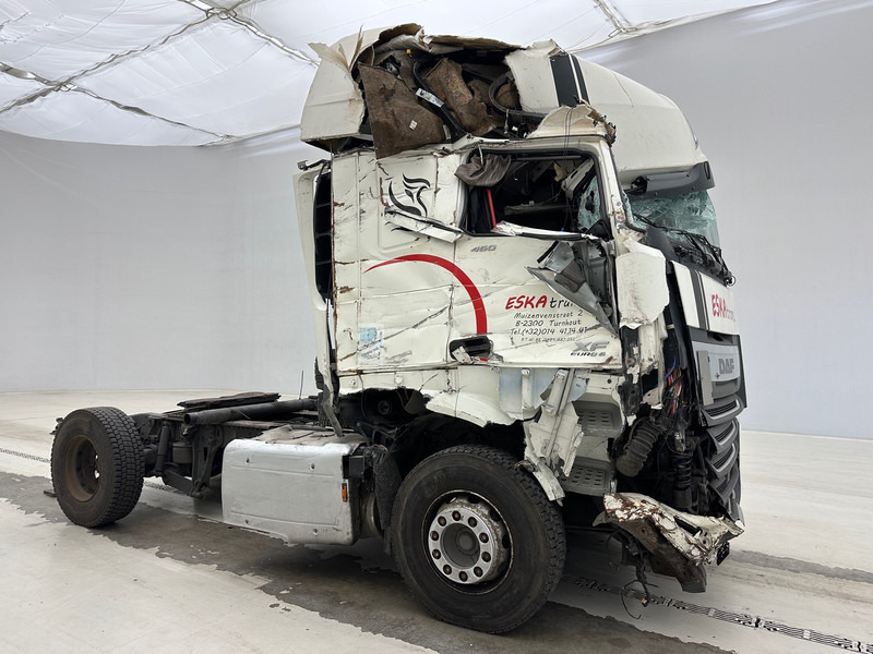 DAF XF 460 Super Space Cab - Τράκτορας: φωτογραφία 3 DAF XF 460 Super Space Cab - Τράκτορας: φωτογραφία 3