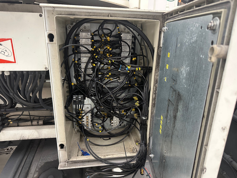 MAN 8.140 - Φορτηγό σασί: φωτογραφία 5 MAN 8.140 - Φορτηγό σασί: φωτογραφία 5