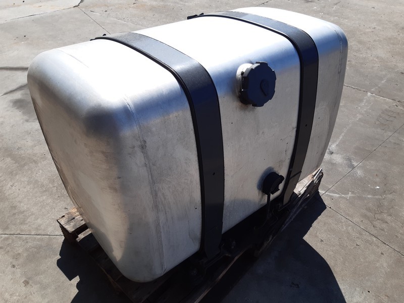 Mercedes-Benz A9604704602 480 liter - Ρεζερβουάρ καυσίμου: φωτογραφία 3 Mercedes-Benz A9604704602 480 liter - Ρεζερβουάρ καυσίμου: φωτογραφία 3
