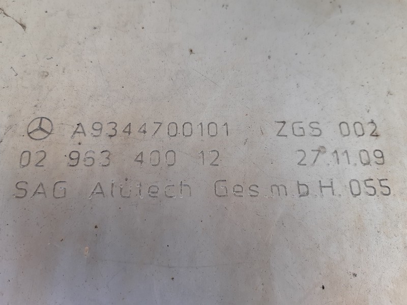 Mercedes-Benz Mazouttank actros A9344700101 - Ρεζερβουάρ καυσίμου: φωτογραφία 5 Mercedes-Benz Mazouttank actros A9344700101 - Ρεζερβουάρ καυσίμου: φωτογραφία 5