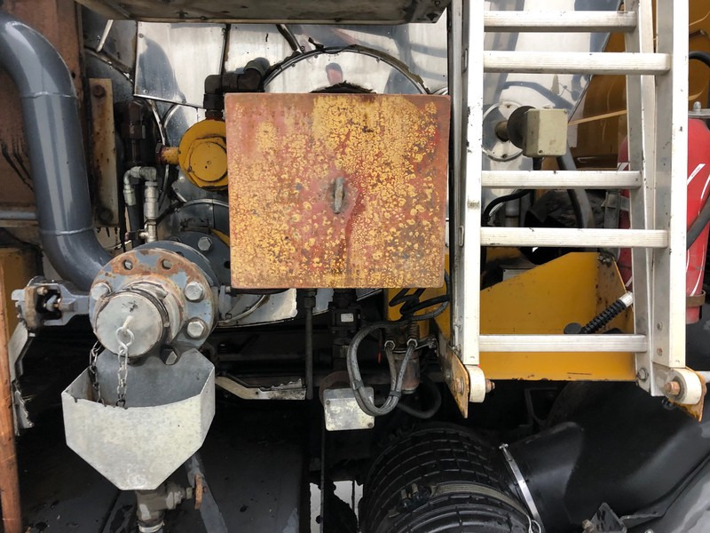 Renault Premium 340 Asphalt Distributor Bitumen Sprayer - Ασφαλτοδιανομέας: φωτογραφία 5 Renault Premium 340 Asphalt Distributor Bitumen Sprayer - Ασφαλτοδιανομέας: φωτογραφία 5