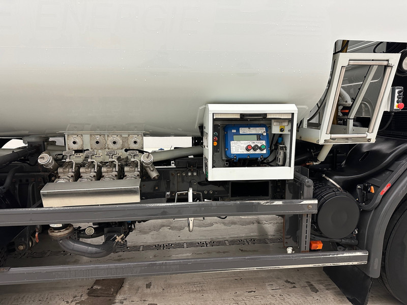 Renault Premium Lander 270 DXi - Φορτηγό βυτιοφόρο: φωτογραφία 5 Renault Premium Lander 270 DXi - Φορτηγό βυτιοφόρο: φωτογραφία 5