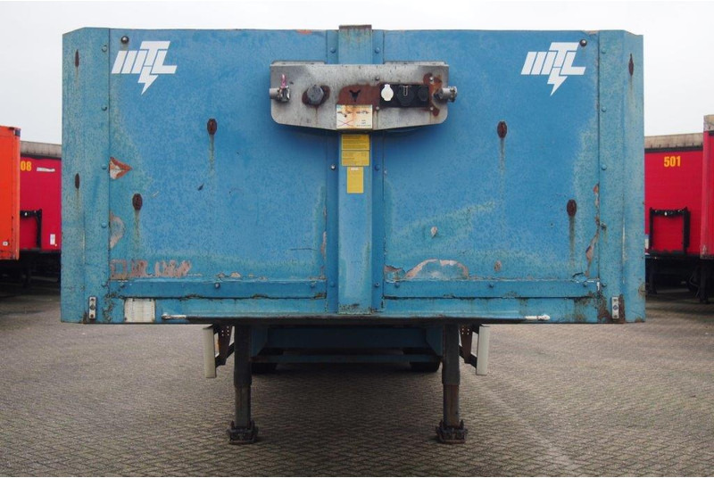 Renders Plateau - Επικαθήμενο πλατφόρμα/ Καρότσα: φωτογραφία 2 Renders Plateau - Επικαθήμενο πλατφόρμα/ Καρότσα: φωτογραφία 2