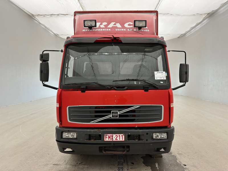 Volvo FL 220 - Φορτηγό κόφα: φωτογραφία 2 Volvo FL 220 - Φορτηγό κόφα: φωτογραφία 2