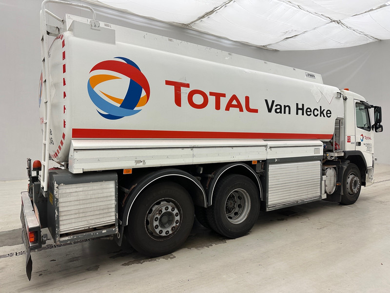 Volvo FM 300 - 6x2 - Φορτηγό βυτιοφόρο: φωτογραφία 4 Volvo FM 300 - 6x2 - Φορτηγό βυτιοφόρο: φωτογραφία 4