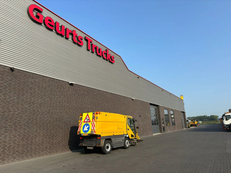 Johnston CX400 SWEEPING TRUCK/ KEHRMASCHINE/VEEGWAGEN/FAHRBAHNREINIGER - Βιομηχανικό σάρωθρο: φωτογραφία 4 Johnston CX400 SWEEPING TRUCK/ KEHRMASCHINE/VEEGWAGEN/FAHRBAHNREINIGER - Βιομηχανικό σάρωθρο: φωτογραφία 4