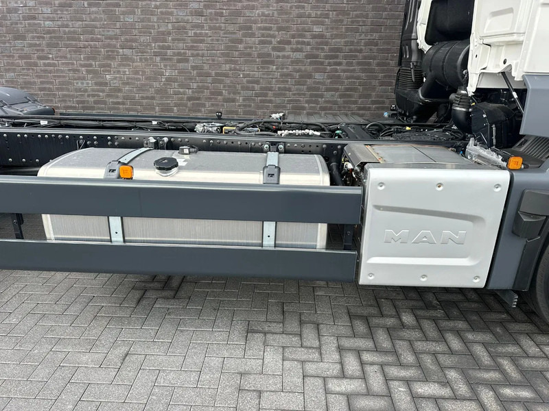 Νέα Φορτηγό σασί MAN TGS 26.520 6X2H-4 BL CH HYDRO DRIVE CHASSIS CABINE (NIEUW): φωτογραφία 16 Νέα Φορτηγό σασί MAN TGS 26.520 6X2H-4 BL CH HYDRO DRIVE CHASSIS CABINE (NIEUW): φωτογραφία 16
