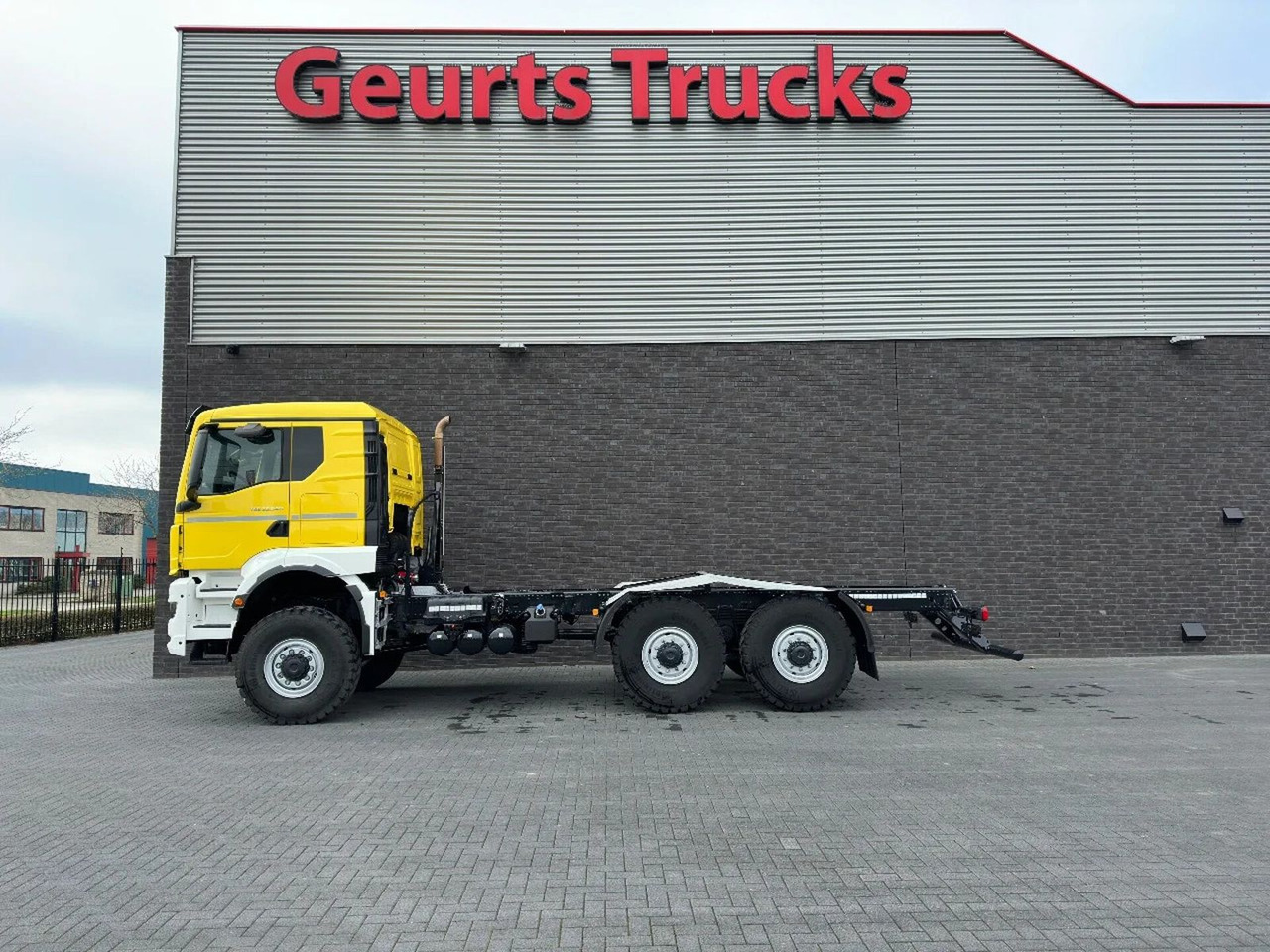 MAN TGS 33.540 6X6 BB CH HEAVY DUTY CHASSIS CABINE/N - Φορτηγό σασί: φωτογραφία 1 MAN TGS 33.540 6X6 BB CH HEAVY DUTY CHASSIS CABINE/N - Φορτηγό σασί: φωτογραφία 1
