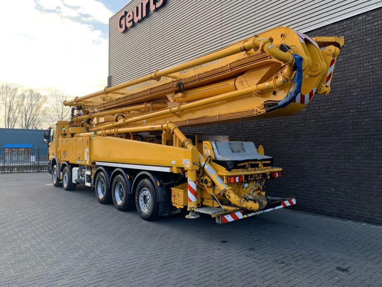 Mercedes-Benz Actros 5041 10X4 + SERMAC 6 RZ 56 METER CONCRETE - Αντλία σκυροδέματος: φωτογραφία 3 Mercedes-Benz Actros 5041 10X4 + SERMAC 6 RZ 56 METER CONCRETE - Αντλία σκυροδέματος: φωτογραφία 3